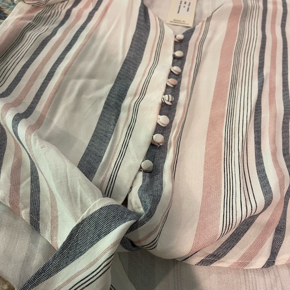 Sim & Sam button down top - Picture 5 of 6